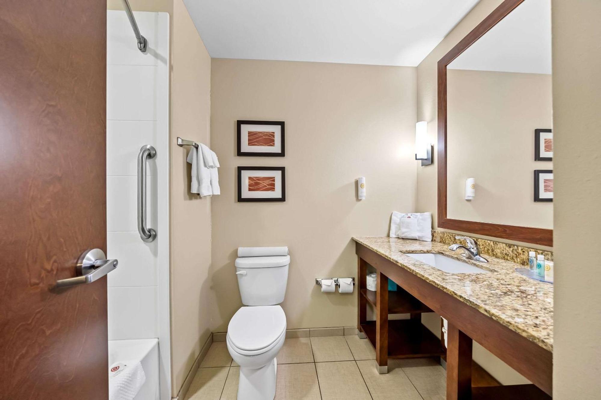 Comfort Inn & Suites West - Medical Center Rochester Luaran gambar