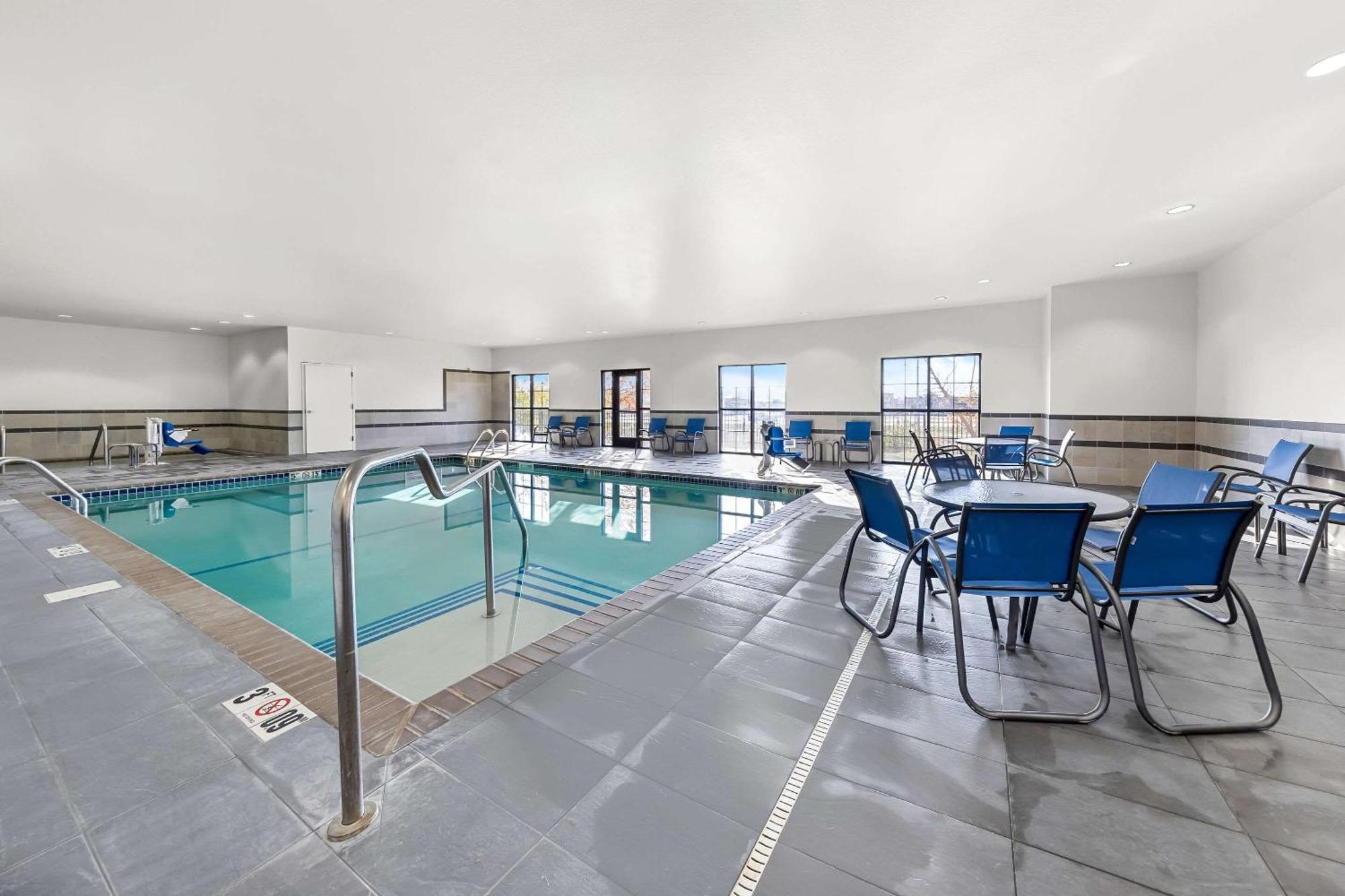 Comfort Inn & Suites West - Medical Center Rochester Luaran gambar